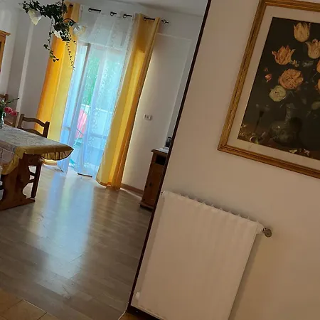 La Casa Di Bi * 카라마니코 테르메
