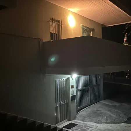 La Casa Di Bi 카라마니코 테르메